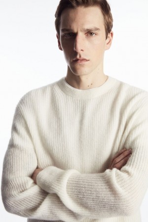 COS Alpaca-Blend Crew-Neck Pull Off-White | 593164-YZP