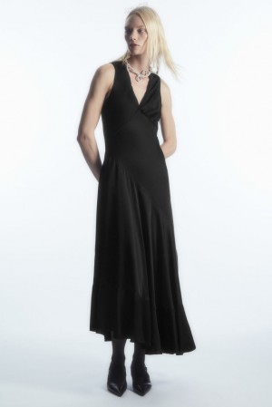 COS Asymmetric Satin Midi Robe Noir | 516397-FRO