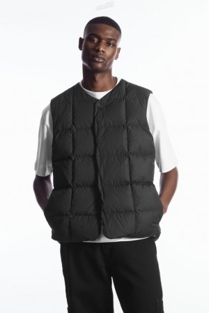 COS Matelassé Rembourré Liner Gilet Noir | 468731-VAL