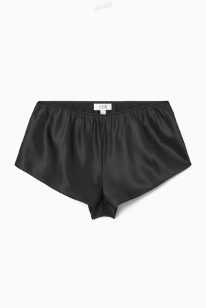 COS Silk-Satin Shorts Noir | 852037-PWU