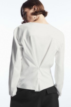 COS Waisted Long-Sleeved Top Blanche | 793648-NWD