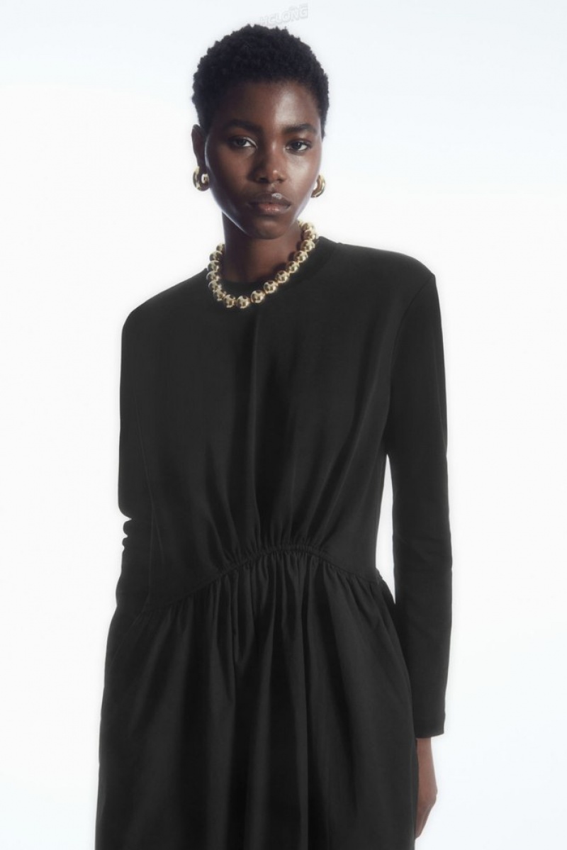 COS Asymmetric Gathered-Taille Midi Robe Noir | 324970-OUJ