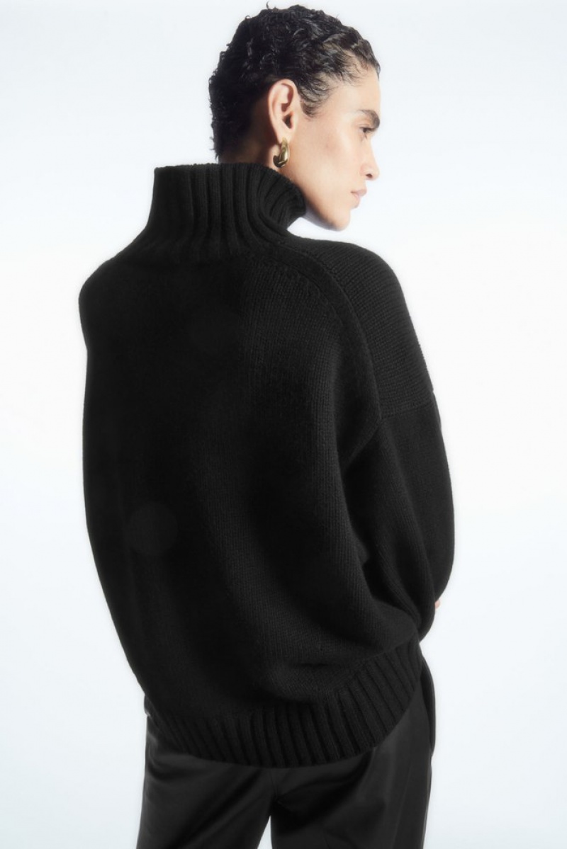 COS Chunky Pure Cashmere Turtleneck Pull Noir | 753069-BPI