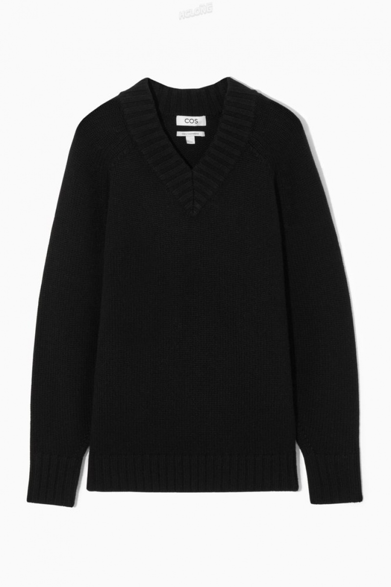 COS Chunky Pure Cashmere V-Neck Jumper Noir | 796241-UKB