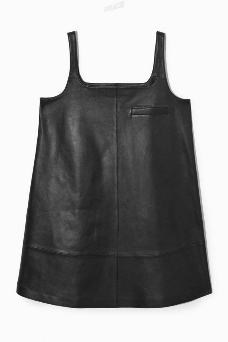 COS Cuir Mini Pinafore Robe Noir | 734051-AMR