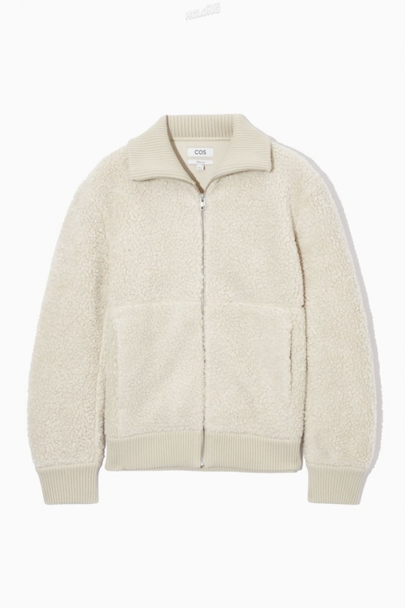 COS Funnel-Neck Teddy Jacket Beige Clair | 901587-MAT