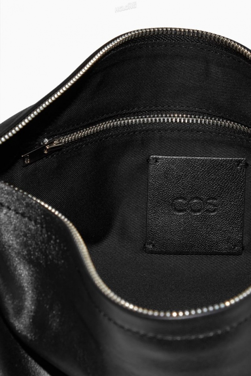 COS Gathered Crossbody - Cuir Noir | 526741-ZDT