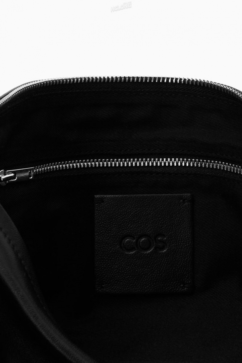 COS Gathered Crossbody - Cuir Noir | 526741-ZDT