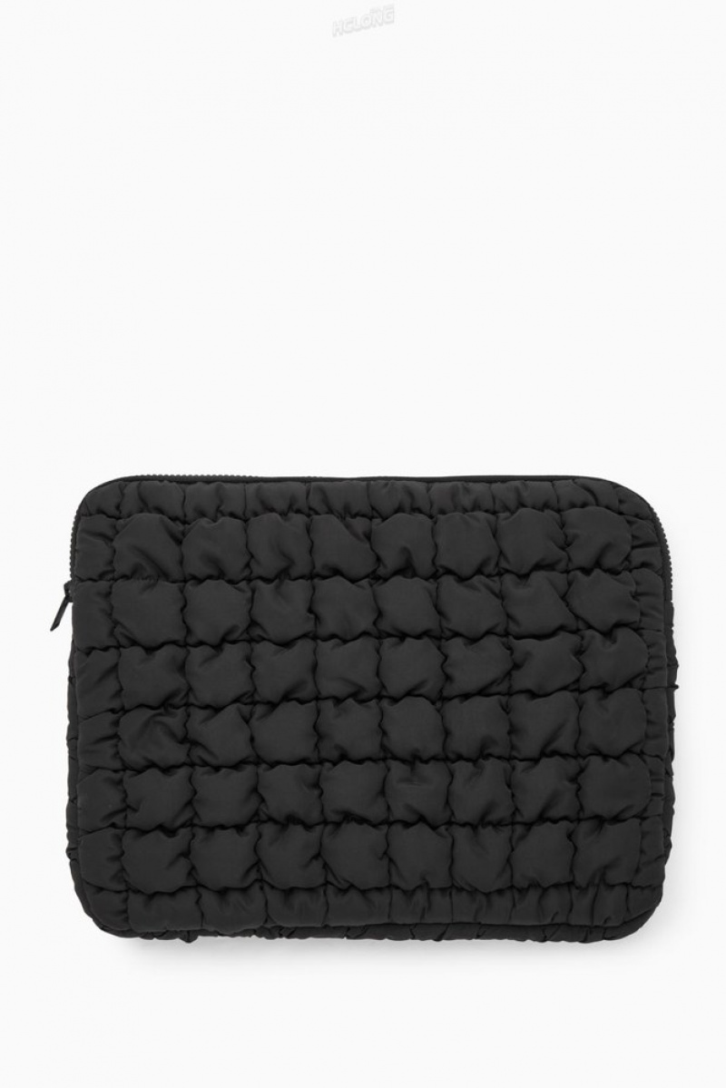 COS Matelassé Laptop Case Noir | 982354-GYH