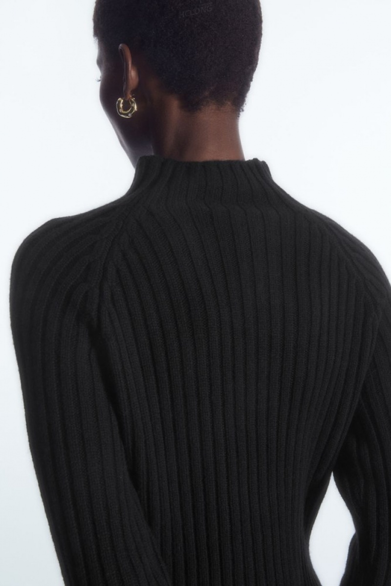 COS Nervuré Pure Cashmere Turtleneck Jumper Off-White | 369482-EHI