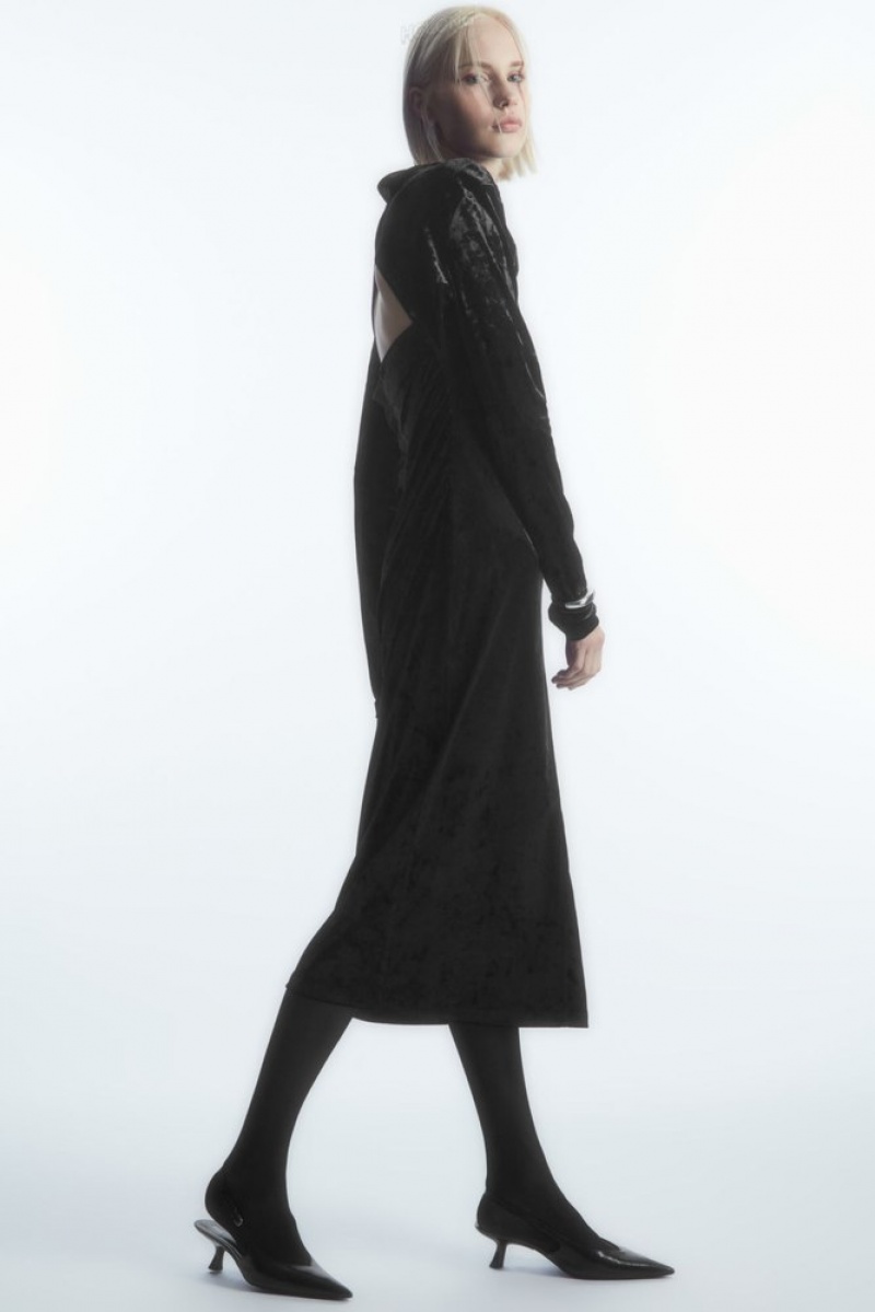 COS Open-Back Velvet Midi Robe Noir | 806741-VRM