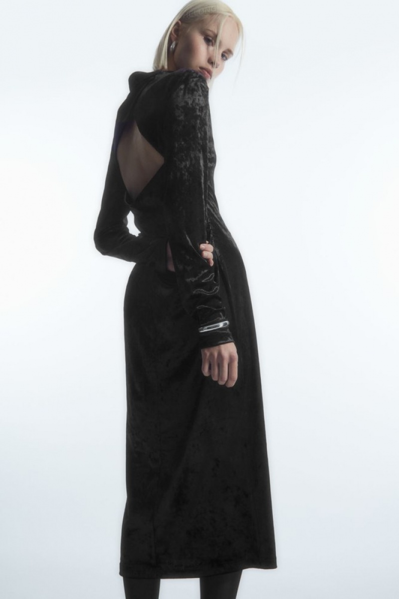 COS Open-Back Velvet Midi Robe Noir | 806741-VRM