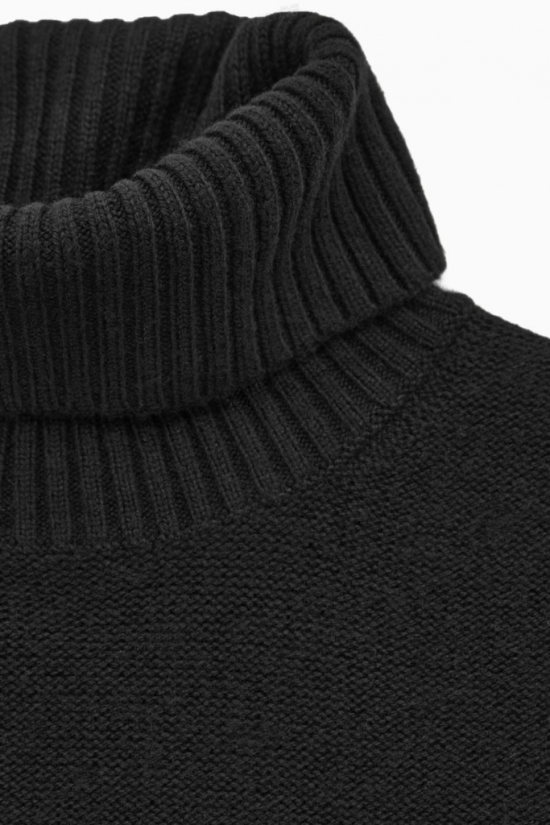 COS Oversized Laine Roll-Neck Jumper Noir | 794652-URF