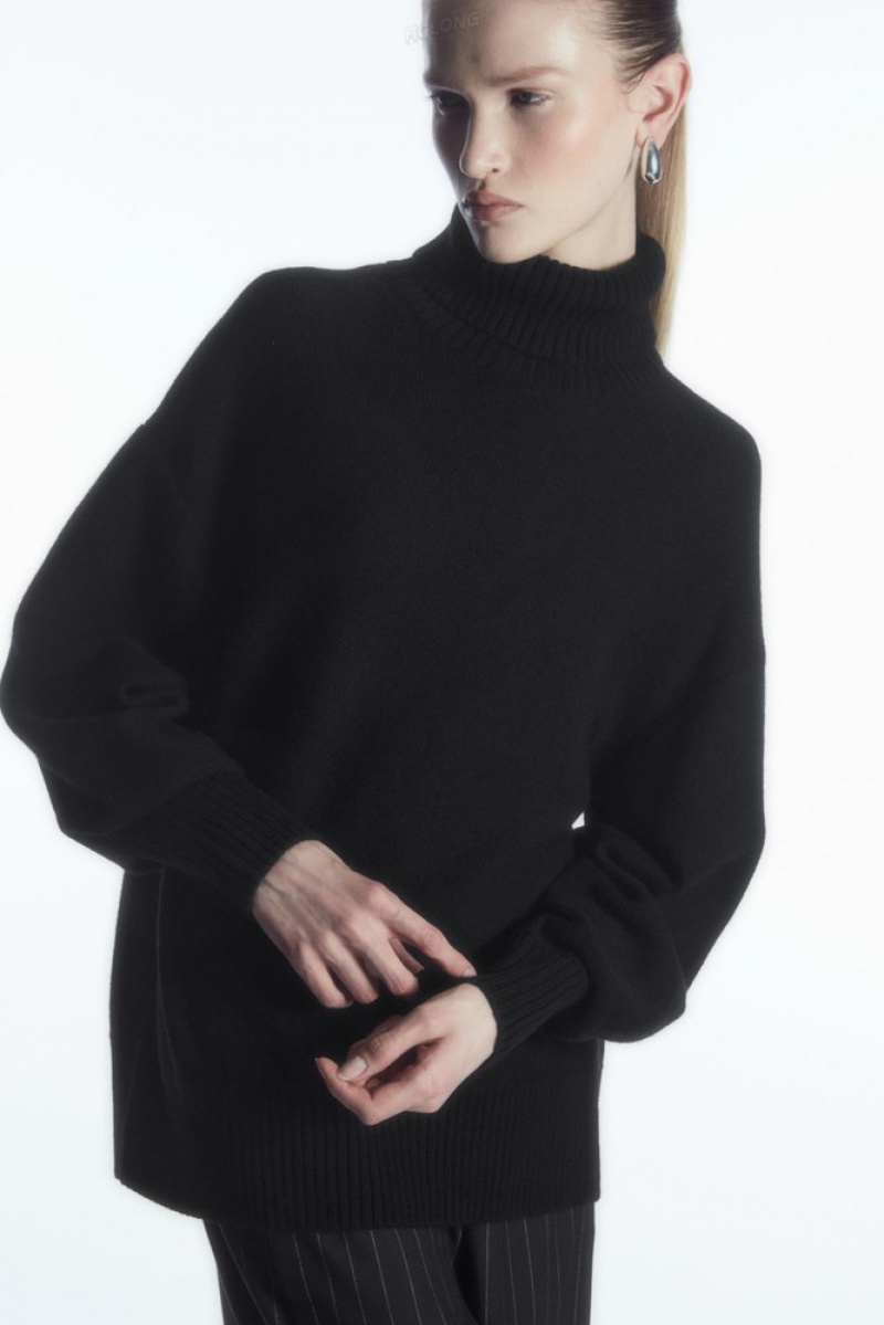 COS Oversized Laine Roll-Neck Jumper Noir | 794652-URF