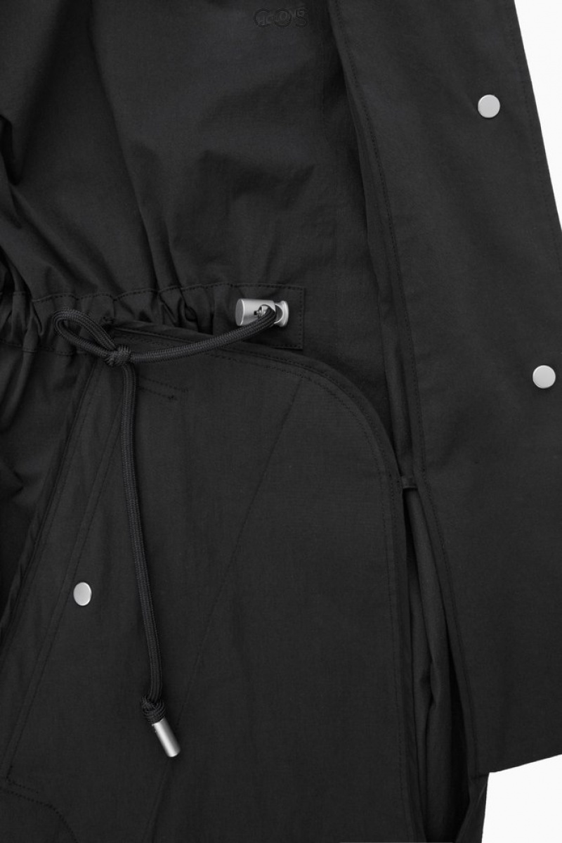 COS Oversized Layered Parka Noir | 738452-AUM