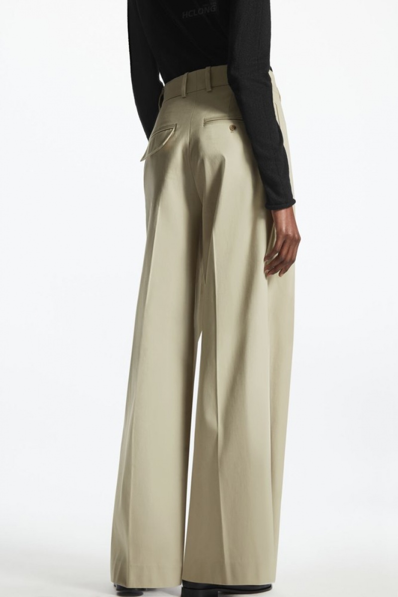 COS Plissé Larges-Leg Utility Trousers Beige Clair | 681273-CFY