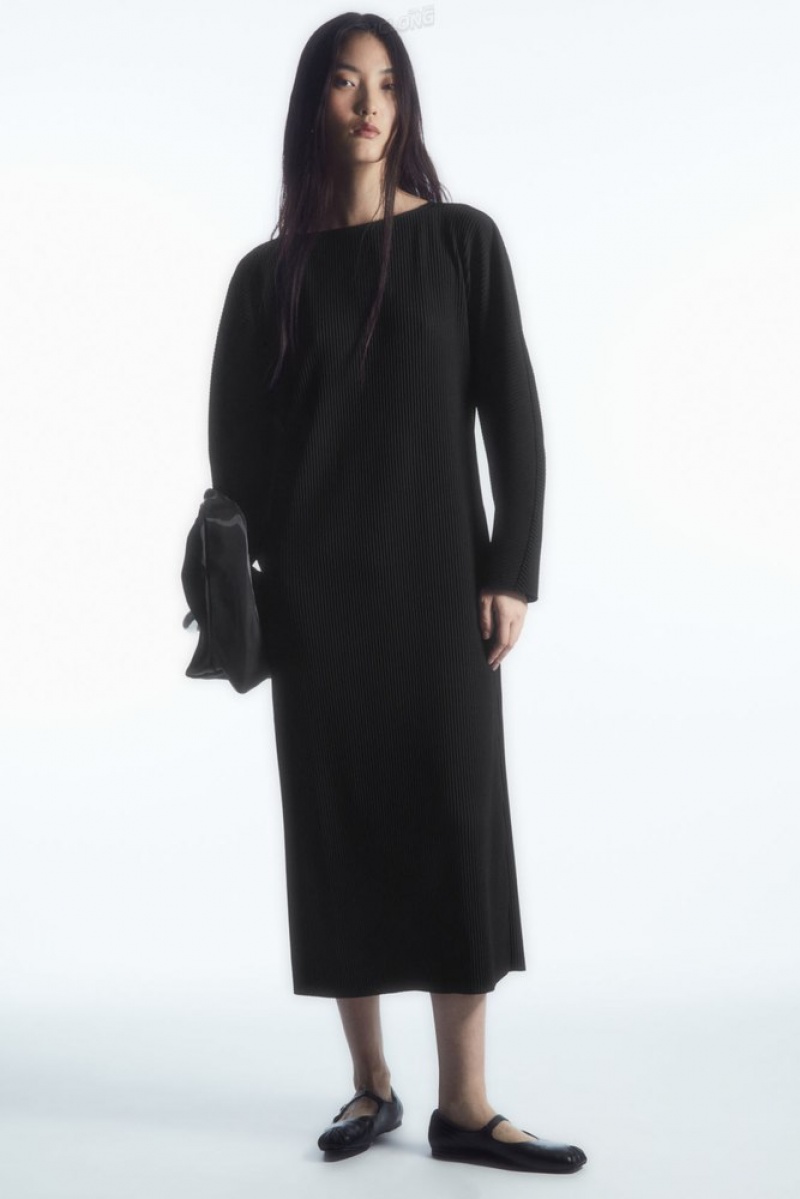 COS Plissé Midi Robe Noir | 157983-SWG