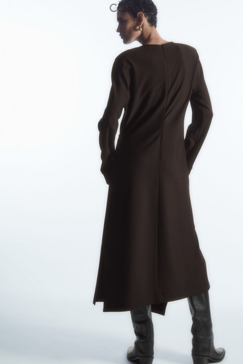 COS Power-Shoulder Midi Robe Marron Foncé | 925430-WSL