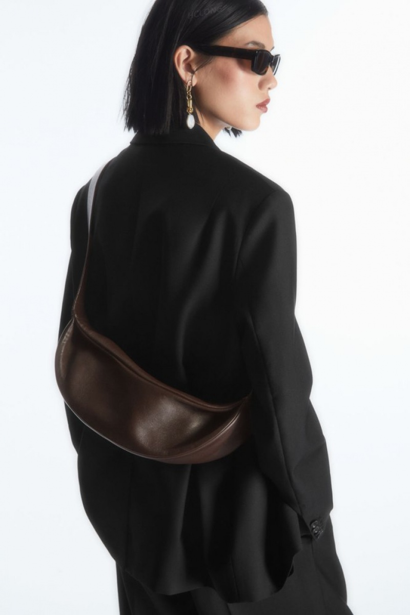 COS Swing Crossbody - Cuir Noir | 342015-XTW