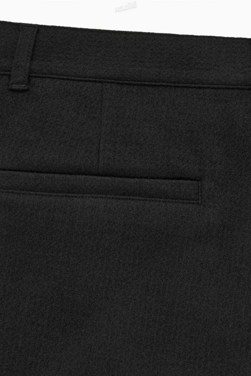 COS Tapered Laine Chinos Noir | 748935-FAZ