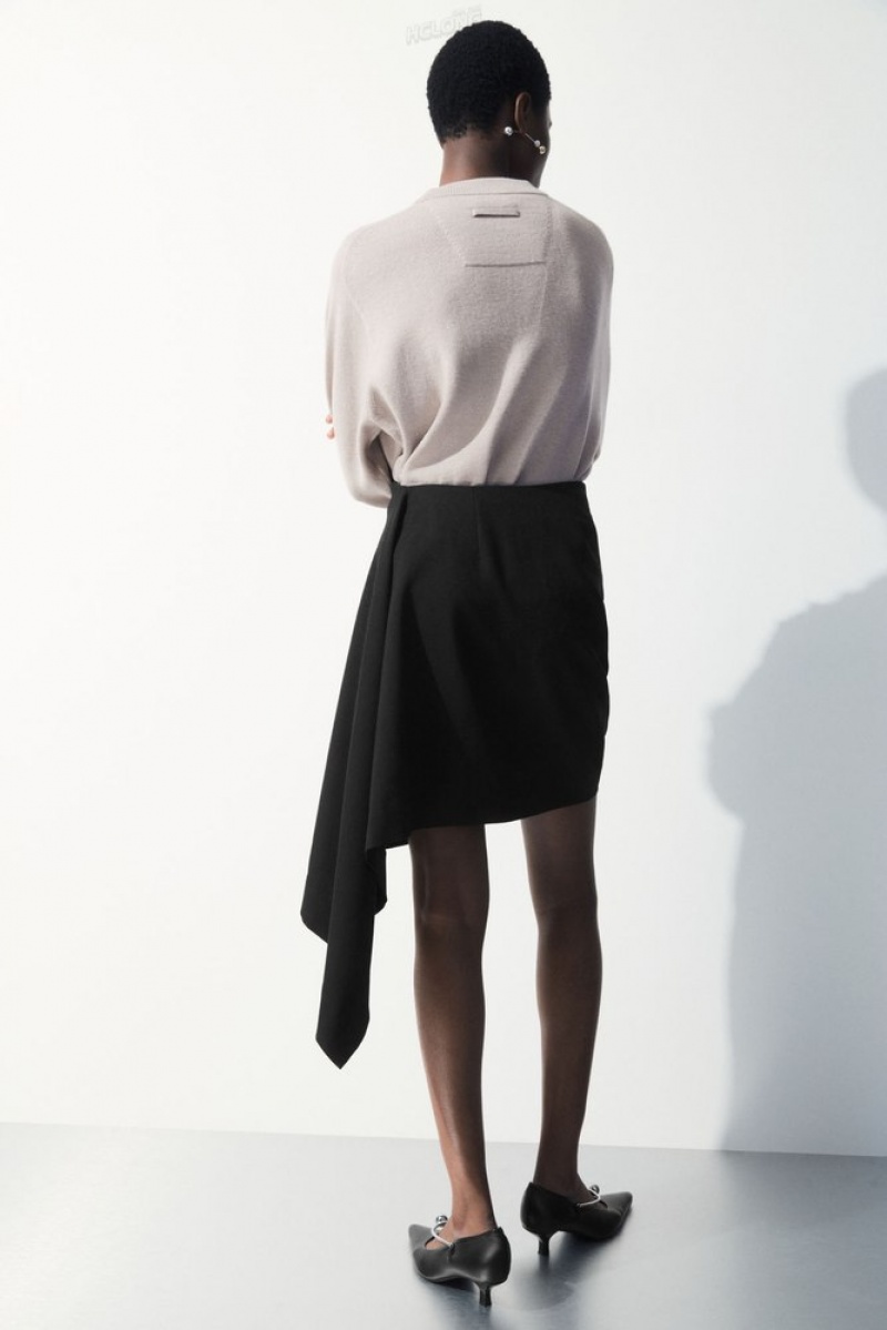 COS The Asymmetric Draped Mini Skirt Noir | 947816-YIQ