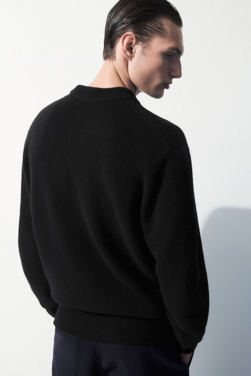 COS The Cashmere Crew-Neck Pull Noir | 201389-VQU