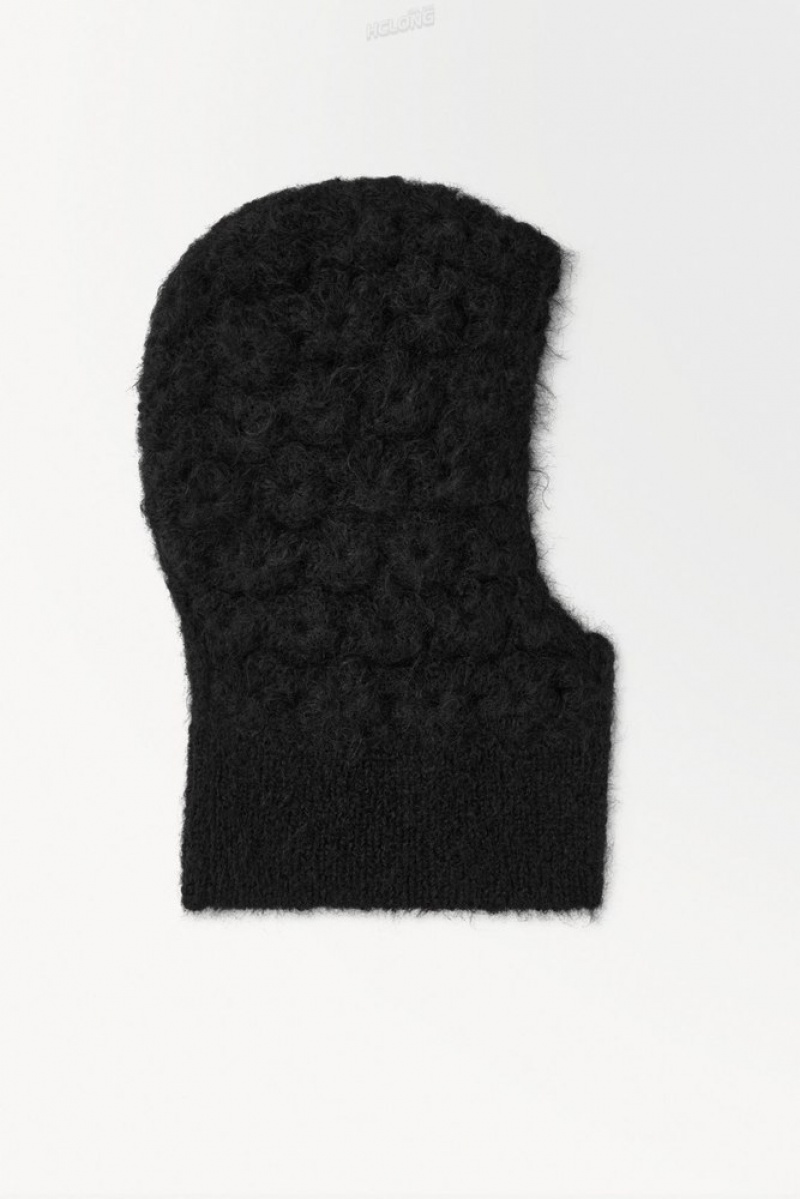 COS The Crochet-Knit Balaclava Noir | 946312-TLU