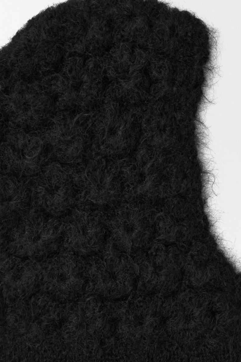 COS The Crochet-Knit Balaclava Noir | 946312-TLU