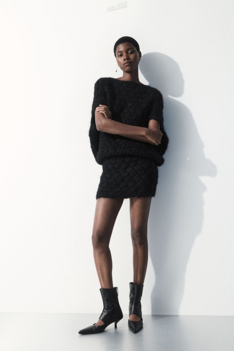 COS The Crochet-Knit Mini Skirt Noir | 463715-OSN