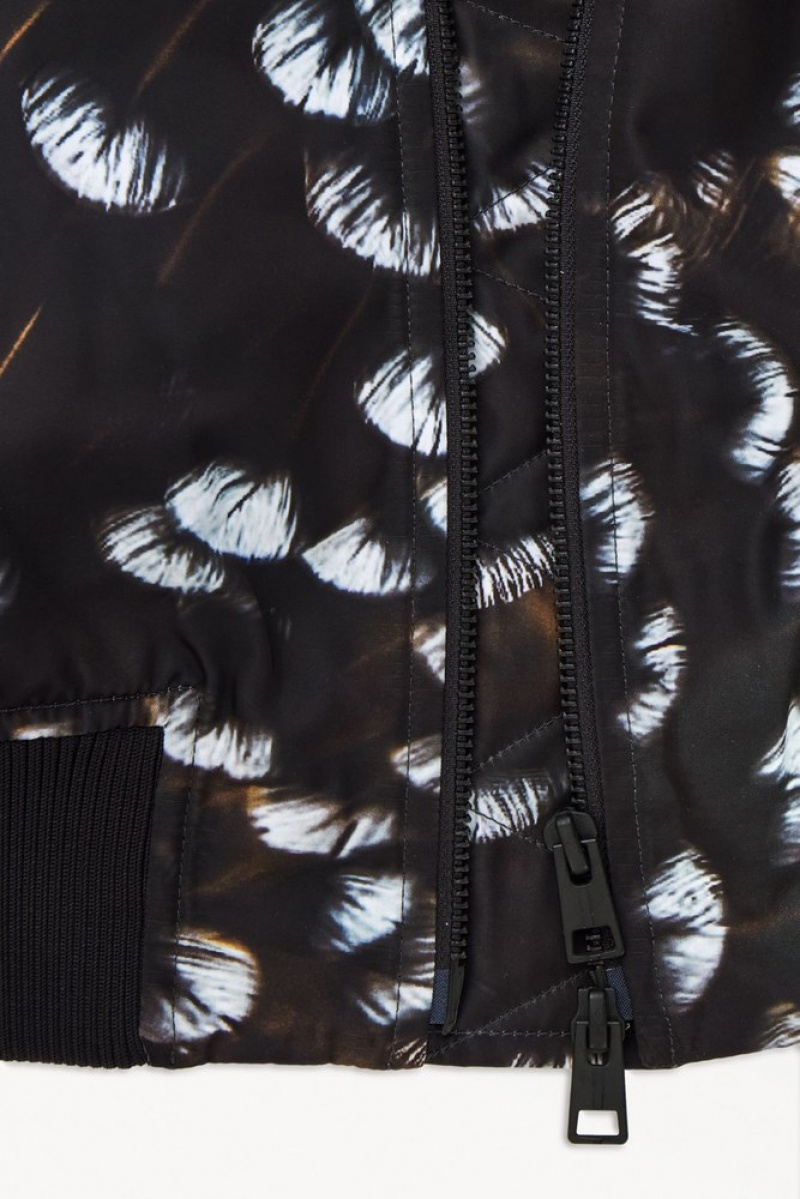 COS The Feather-Print Bomber Jacket Noir | 065743-ZCV