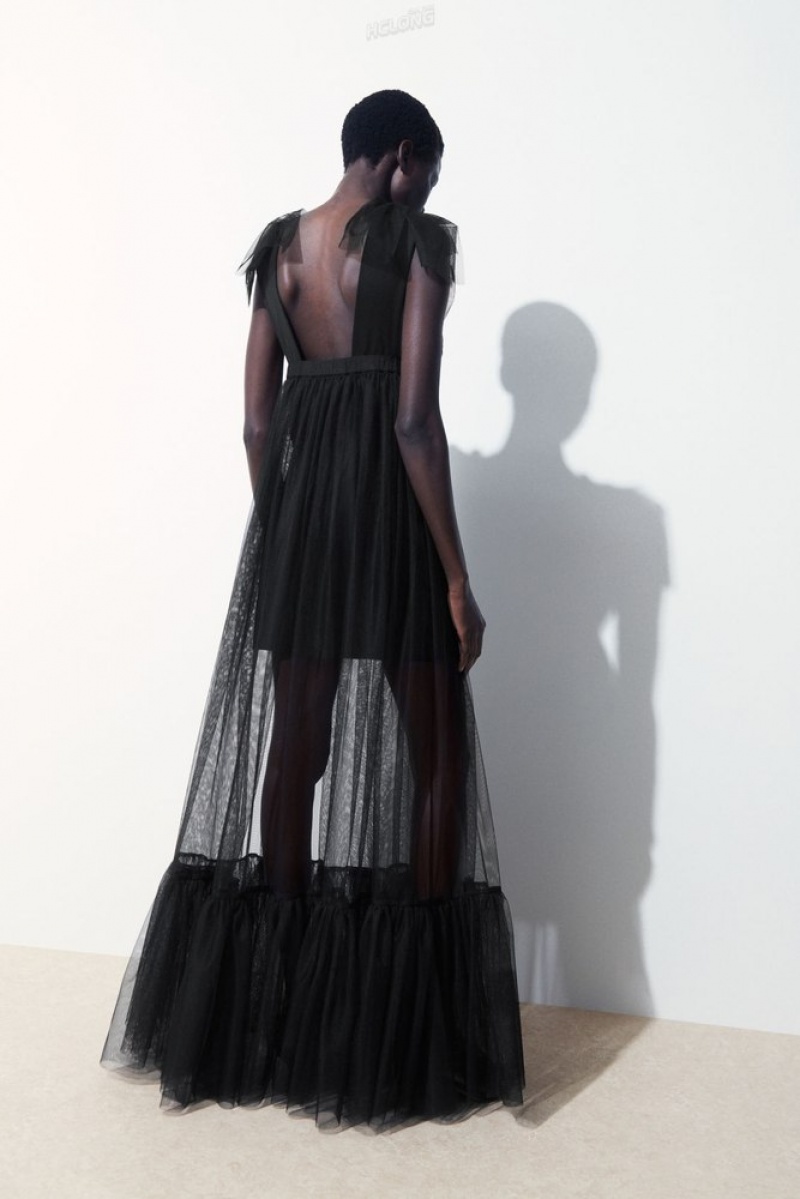 COS The Sheer Tulle Robe Noir | 654982-HDG