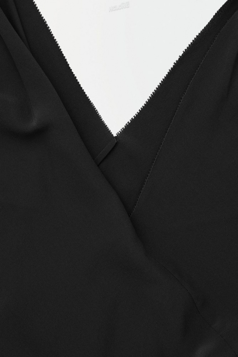 COS The Silk Scarf Robe Noir | 596241-OBL