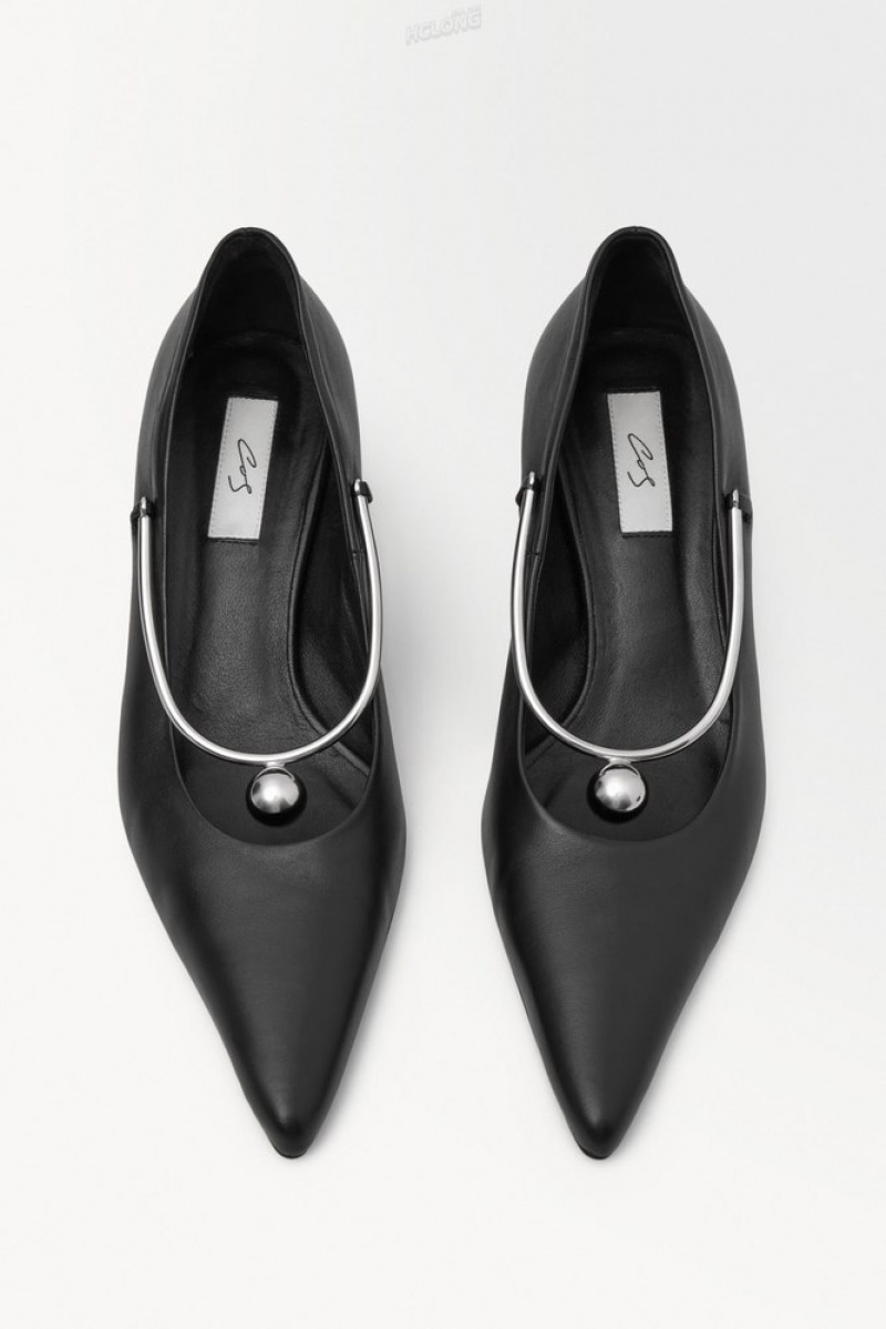 COS The Sphere Point-Embout Pumps Noir | 195084-IMH