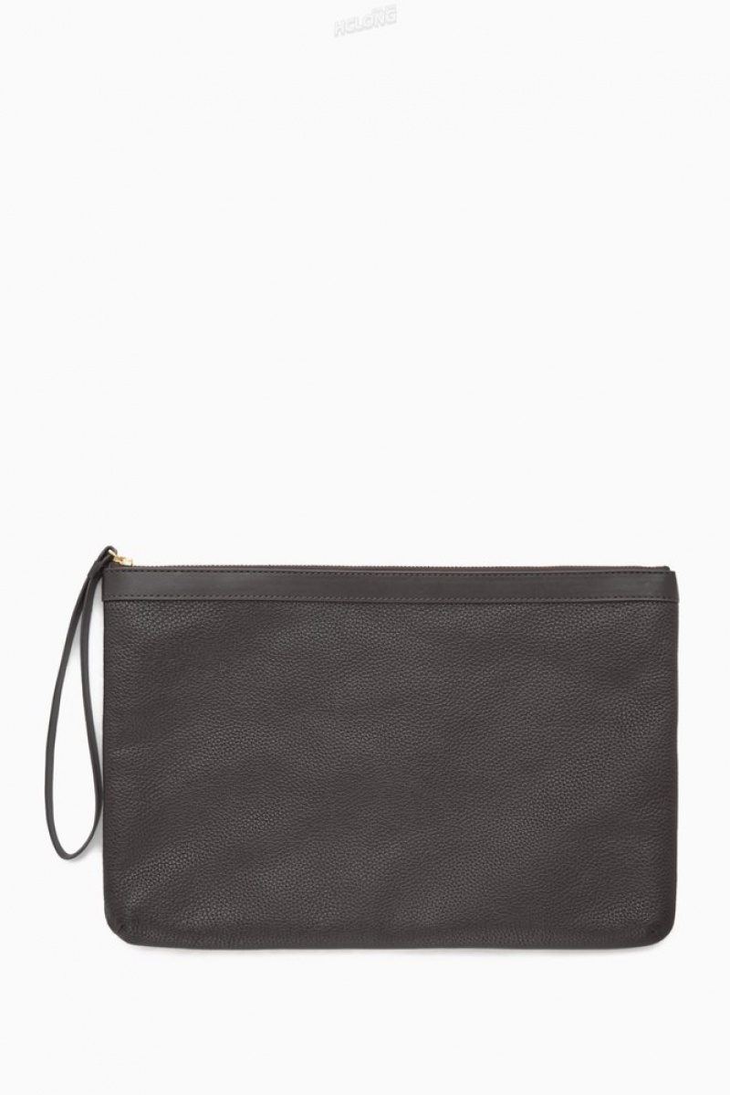 COS Zipped Folio Pouch - Grained Cuir Noir | 356470-XVS